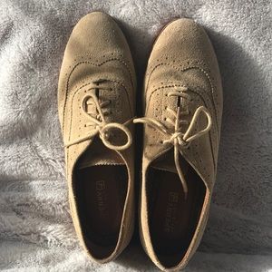 Sperry Top-Sider suede Oxford lace-up; non-marking soles - gently used